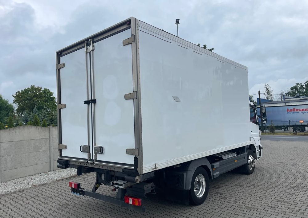 Mercedes-Benz ATEGO 1227 CHŁODNIA HAKOWA / HAKÓWKA - Камион ладилник: слика 5 Mercedes-Benz ATEGO 1227 CHŁODNIA HAKOWA / HAKÓWKA - Камион ладилник: слика 5