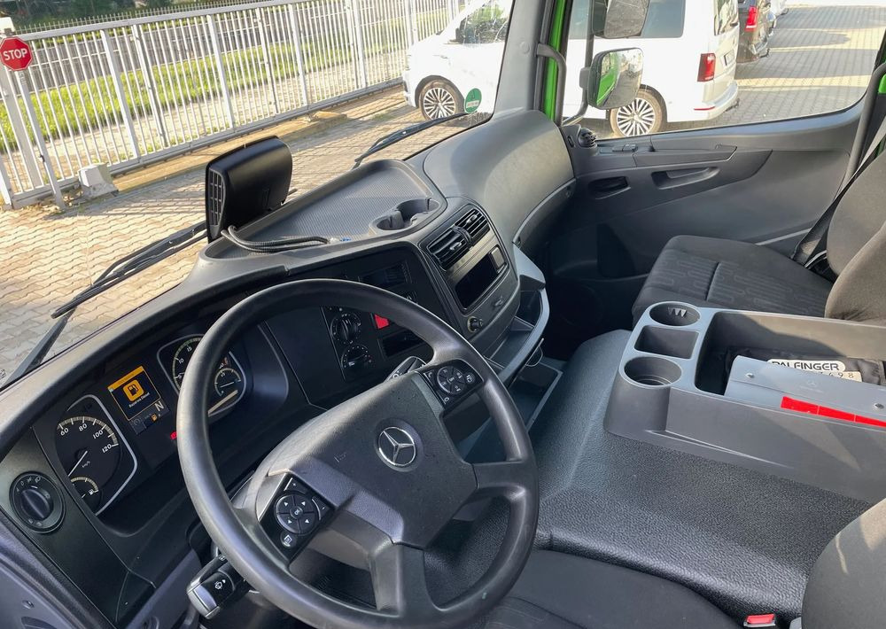 Лизинг на Mercedes-Benz ATEGO 1624/ KABINA SYPIALNA! Mercedes-Benz ATEGO 1624/ KABINA SYPIALNA!: слика 13 Лизинг на Mercedes-Benz ATEGO 1624/ KABINA SYPIALNA! Mercedes-Benz ATEGO 1624/ KABINA SYPIALNA!: слика 13