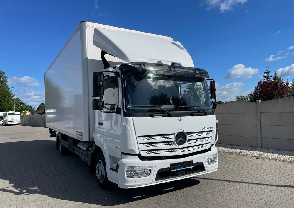 Mercedes-Benz ATEGO 818, IZOTERMA OGRZEWANA! - Камион сандучар: слика 4 Mercedes-Benz ATEGO 818, IZOTERMA OGRZEWANA! - Камион сандучар: слика 4