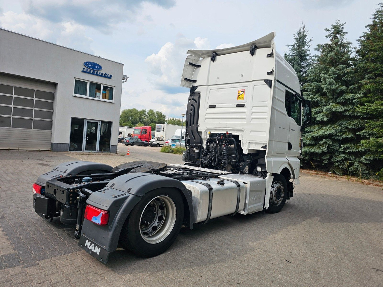 MAN TGX 18.510 XXL INTARDER - Motor , Rahmen 100% OK - Камион влекач: слика 4 MAN TGX 18.510 XXL INTARDER - Motor , Rahmen 100% OK - Камион влекач: слика 4