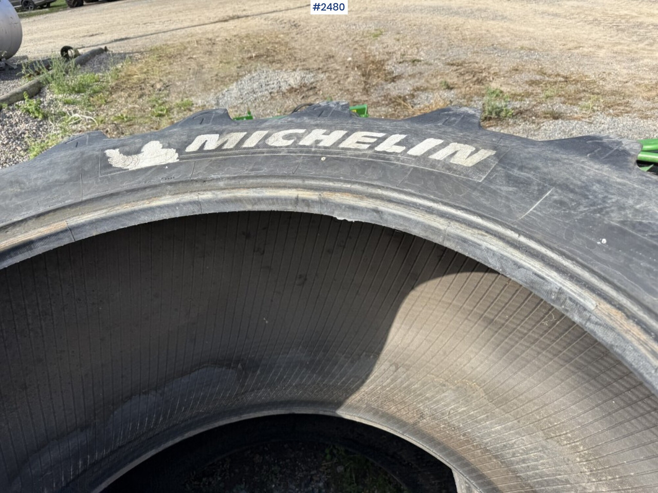 Däck till traktor Michelin fram och bak - Гума за Земјоделска машина: слика 4 Däck till traktor Michelin fram och bak - Гума за Земјоделска машина: слика 4