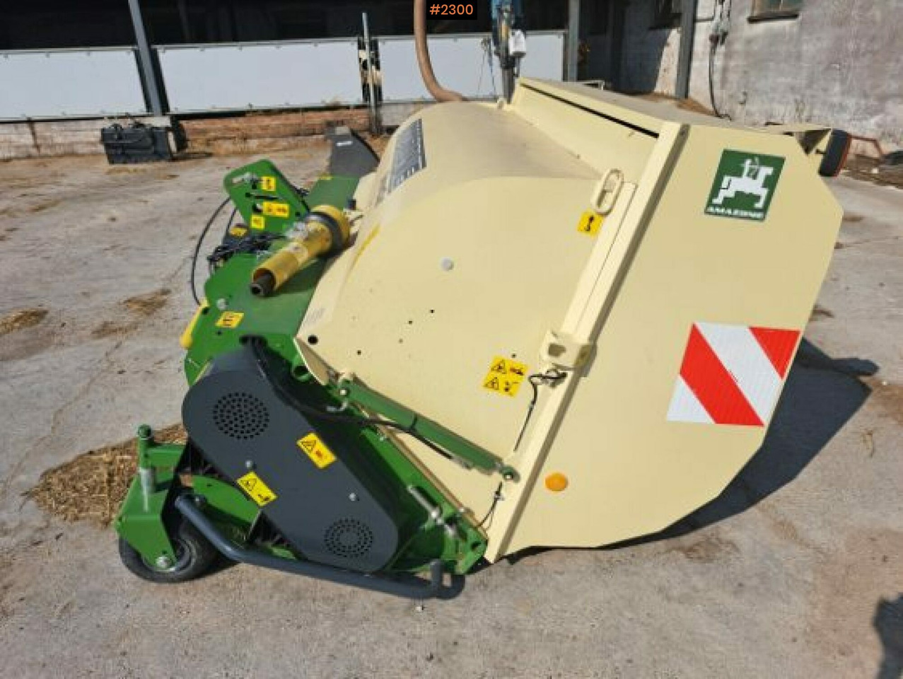 Horsemanure Collector Amazone Horsehopper Smartcut 2100 - Опрема за обработка на почва: слика 1 Horsemanure Collector Amazone Horsehopper Smartcut 2100 - Опрема за обработка на почва: слика 1