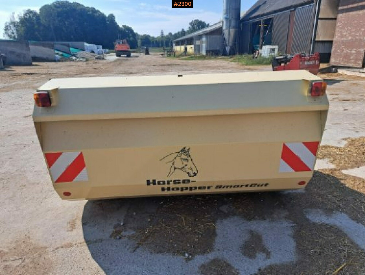 Horsemanure Collector Amazone Horsehopper Smartcut 2100 - Опрема за обработка на почва: слика 4 Horsemanure Collector Amazone Horsehopper Smartcut 2100 - Опрема за обработка на почва: слика 4