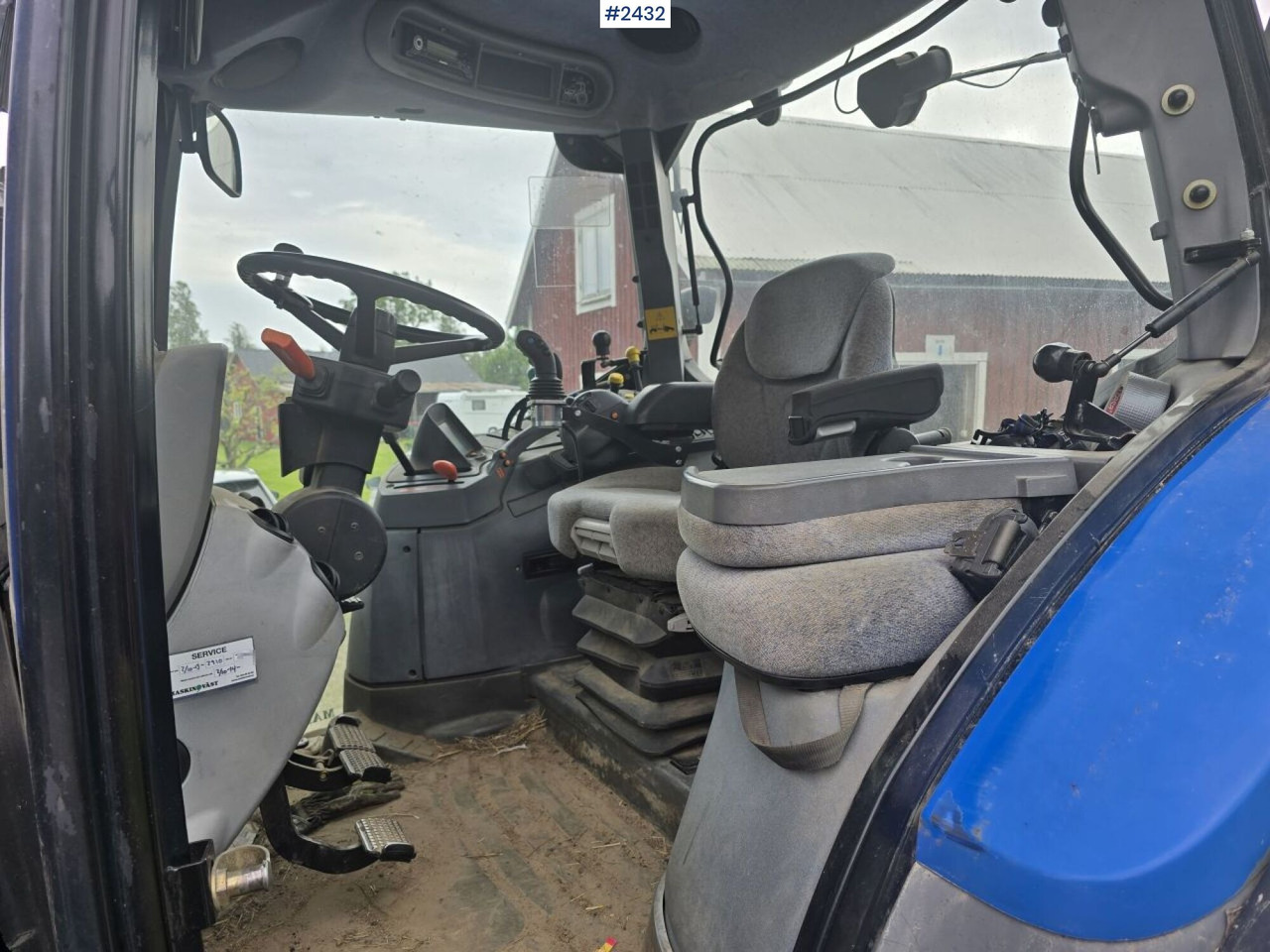 New Holland TS 125A med Frontlastare - Трактор: слика 5 New Holland TS 125A med Frontlastare - Трактор: слика 5