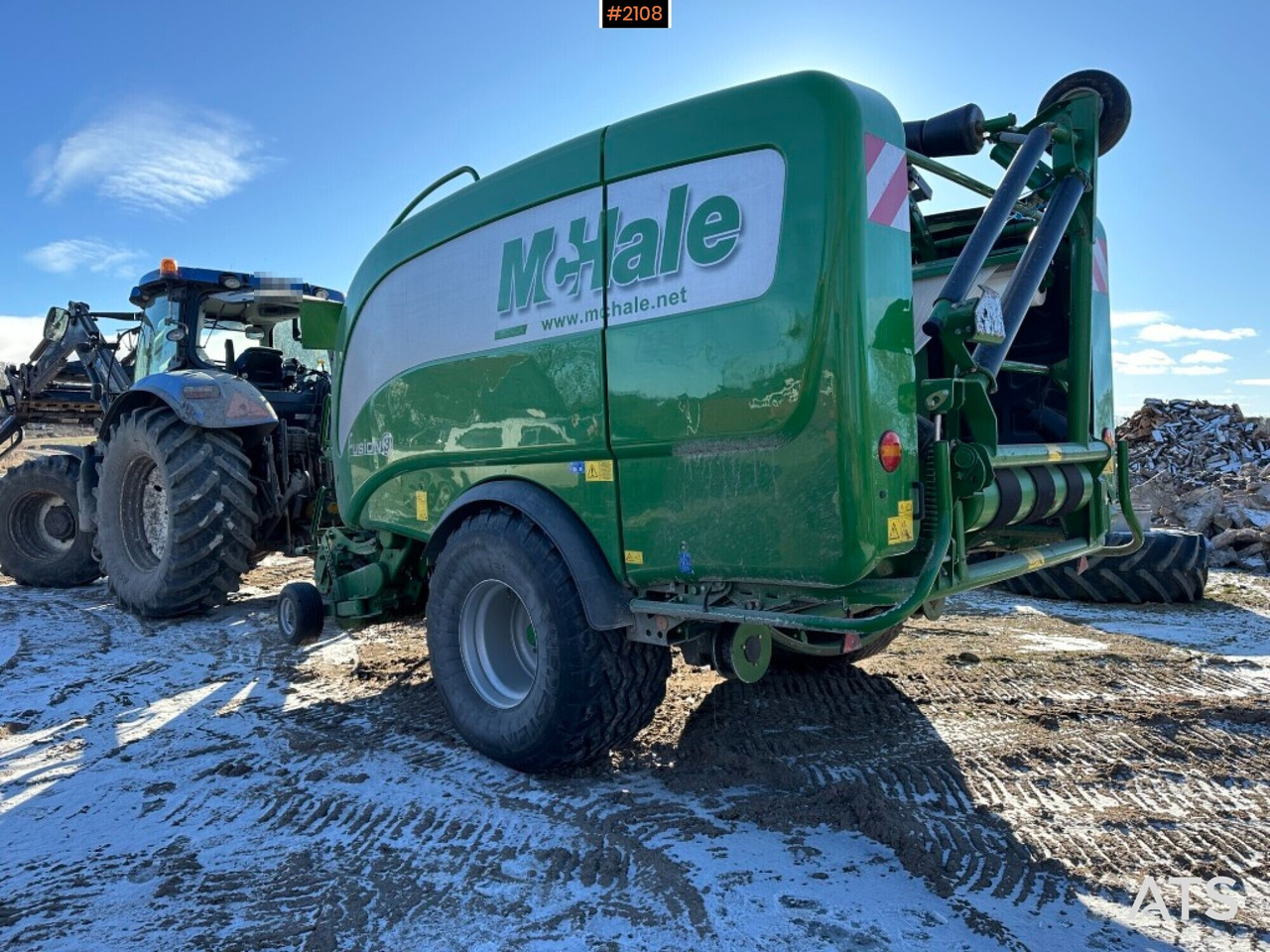 Round baler Mchale fusion 3 only 8490 bales (see video) - Превртувачка опрема: слика 3 Round baler Mchale fusion 3 only 8490 bales (see video) - Превртувачка опрема: слика 3