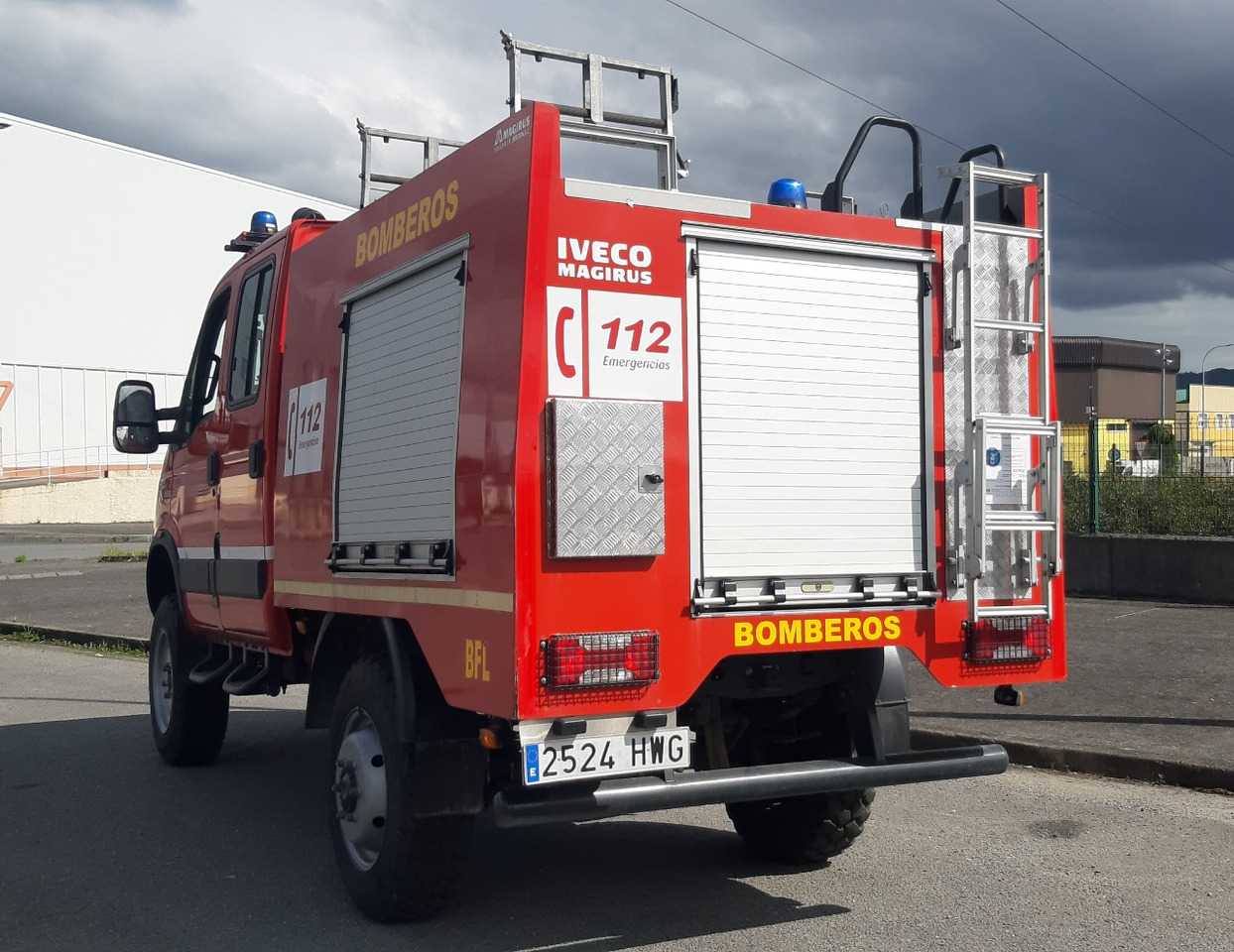 IVECO MAGIRUS DAILY 55S17W 4X4 - Противпожарен камион: слика 5 IVECO MAGIRUS DAILY 55S17W 4X4 - Противпожарен камион: слика 5