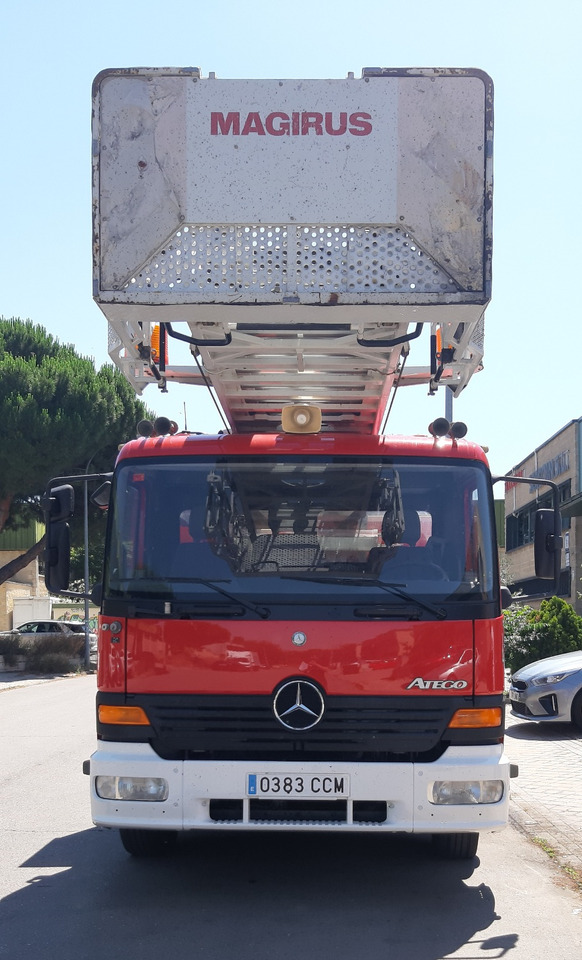 MERCEDES-BENZ 1528F MAGIRUS DLK 23-12 - Противпожарен камион: слика 3 MERCEDES-BENZ 1528F MAGIRUS DLK 23-12 - Противпожарен камион: слика 3