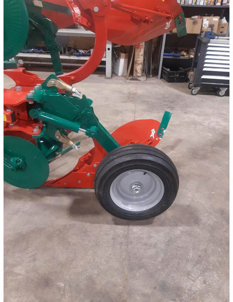 Kverneland 150 B variomat 4 schaar - Плуг: слика 5 Kverneland 150 B variomat 4 schaar - Плуг: слика 5