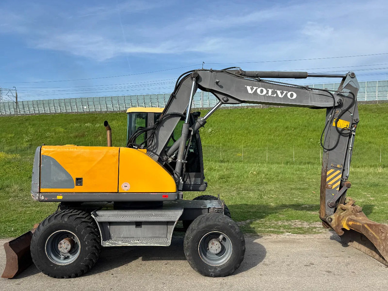 Volvo EW140 - Багер на тркала: слика 5 Volvo EW140 - Багер на тркала: слика 5