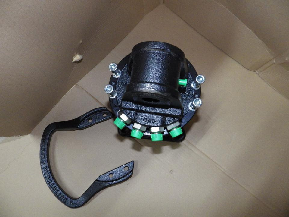 Rotaror Greifer Dreh Antriebe Drehkopf Bagger LKW-Kran - Тилтротатор: слика 2 Rotaror Greifer Dreh Antriebe Drehkopf Bagger LKW-Kran - Тилтротатор: слика 2