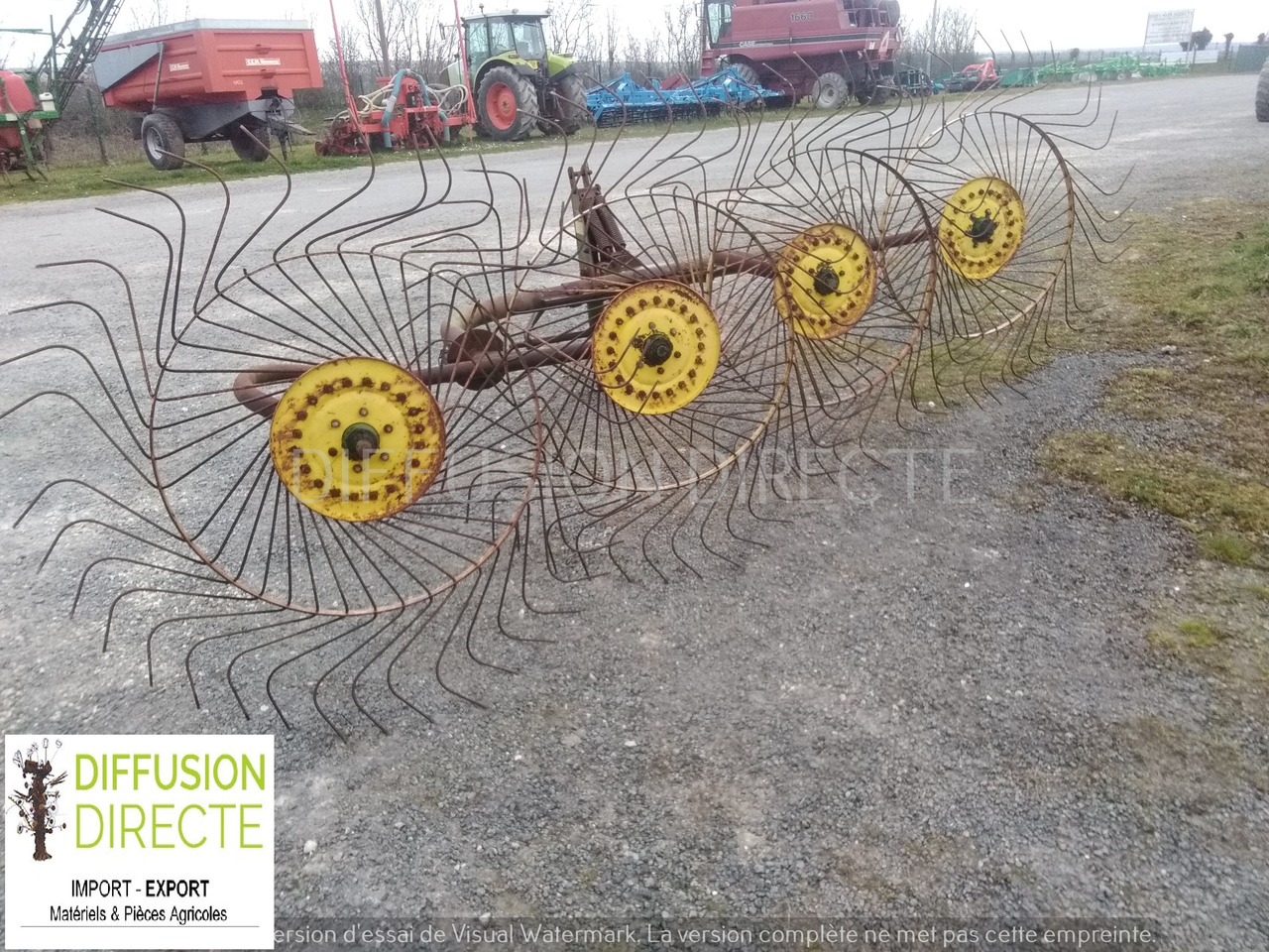 JOHN DEERE ANDAINEUR P 140 - Превртувач и гребло: слика 1 JOHN DEERE ANDAINEUR P 140 - Превртувач и гребло: слика 1