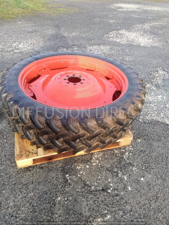 KLEBER ROUES CEREALIERES - Гуми и бандажи за Земјоделска машина: слика 2 KLEBER ROUES CEREALIERES - Гуми и бандажи за Земјоделска машина: слика 2