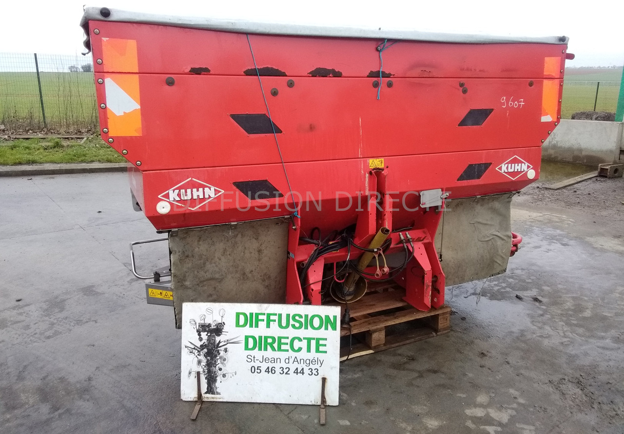 KUHN DISTRIBUTEUR D'ENGRAIS MDS 1141 - Распрскувач на вештачко ѓубриво: слика 1 KUHN DISTRIBUTEUR D'ENGRAIS MDS 1141 - Распрскувач на вештачко ѓубриво: слика 1
