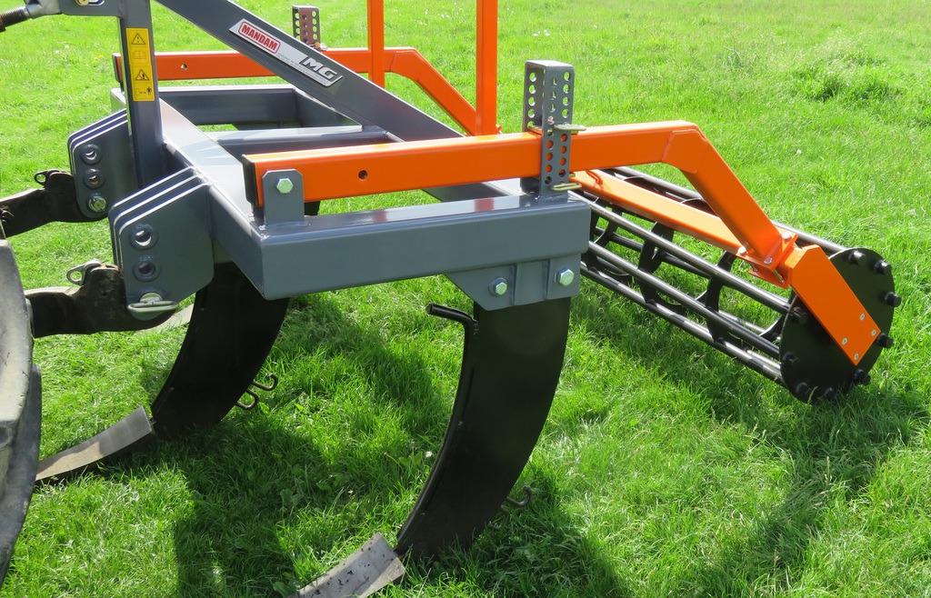 MANDAM Décompacteurs MG - Подривач: слика 1 MANDAM Décompacteurs MG - Подривач: слика 1