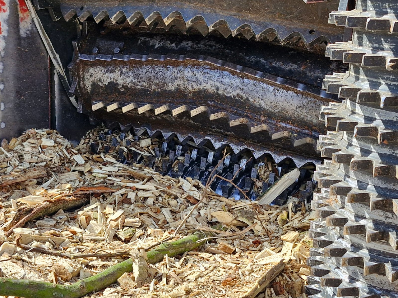 UFKES Greentec 972 Tracked Chipper - Кршач на дрва: слика 4 UFKES Greentec 972 Tracked Chipper - Кршач на дрва: слика 4