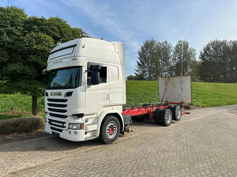 Scania R730 V8 FULL AIR-6X2-RETARDER- EUR6- - Камион со кабинска шасија: слика 1 Scania R730 V8 FULL AIR-6X2-RETARDER- EUR6- - Камион со кабинска шасија: слика 1