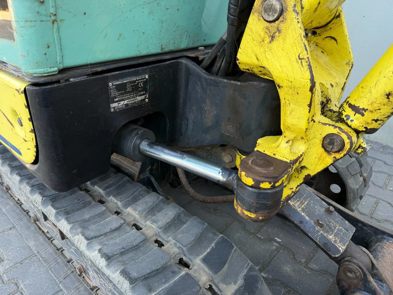 Мини кран Yanmar SV17: слика 17