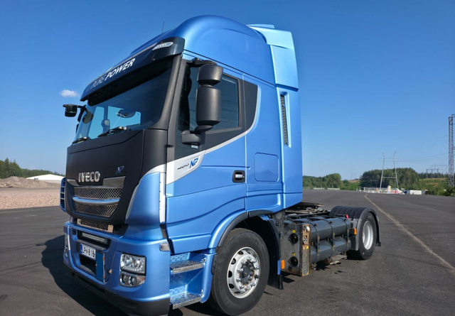 IvecoStralis 460 4x2 CNG / LNG - Камион влекач: слика 1 IvecoStralis 460 4x2 CNG / LNG - Камион влекач: слика 1