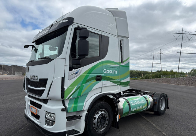 IvecoStralis 460 4x2 LNG / LBG - Камион влекач: слика 1 IvecoStralis 460 4x2 LNG / LBG - Камион влекач: слика 1