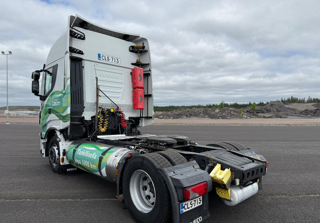 IvecoStralis 460 4x2 LNG / LBG - Камион влекач: слика 3 IvecoStralis 460 4x2 LNG / LBG - Камион влекач: слика 3