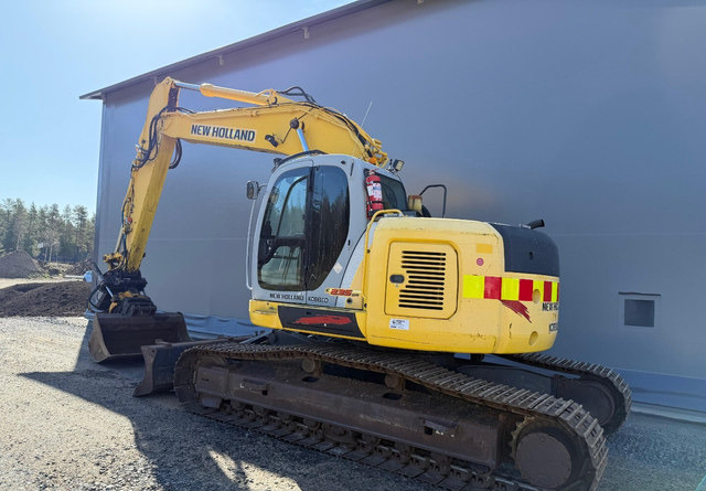 New HollandE235SR - Багер гасеничар: слика 3 New HollandE235SR - Багер гасеничар: слика 3