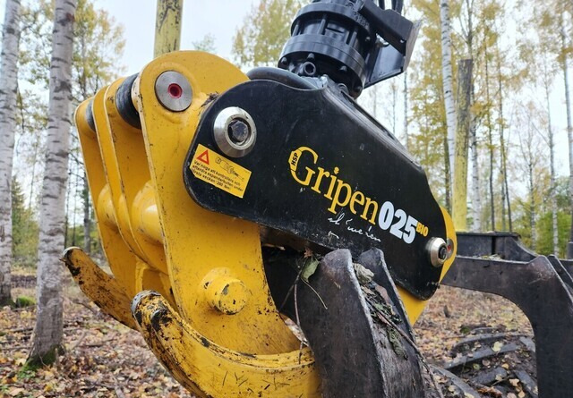 Шумски трактор, Шумска приколка ValtraN123 + Kronos 140 4WDM + Cranab FC8: слика 16