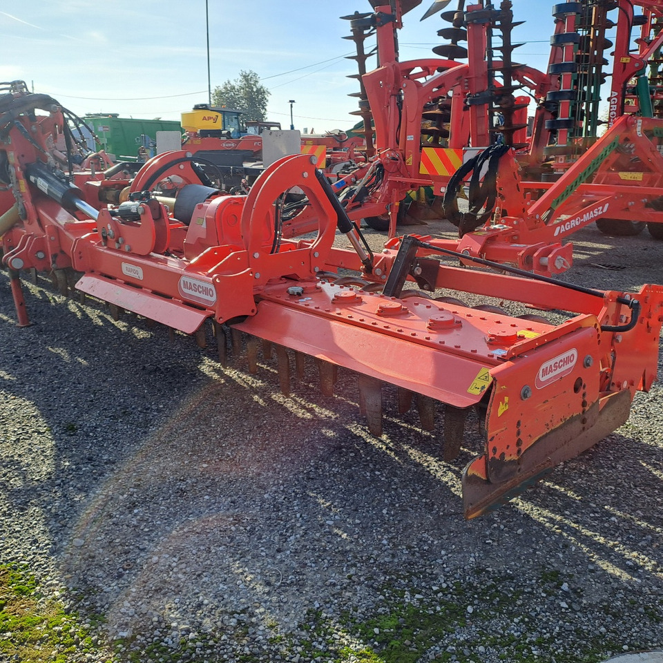 ERPICE ROTANTE PIEGHEVOLE MASCHIO AQUILA RAP 7000 - Тракторска фреза: слика 2 ERPICE ROTANTE PIEGHEVOLE MASCHIO AQUILA RAP 7000 - Тракторска фреза: слика 2