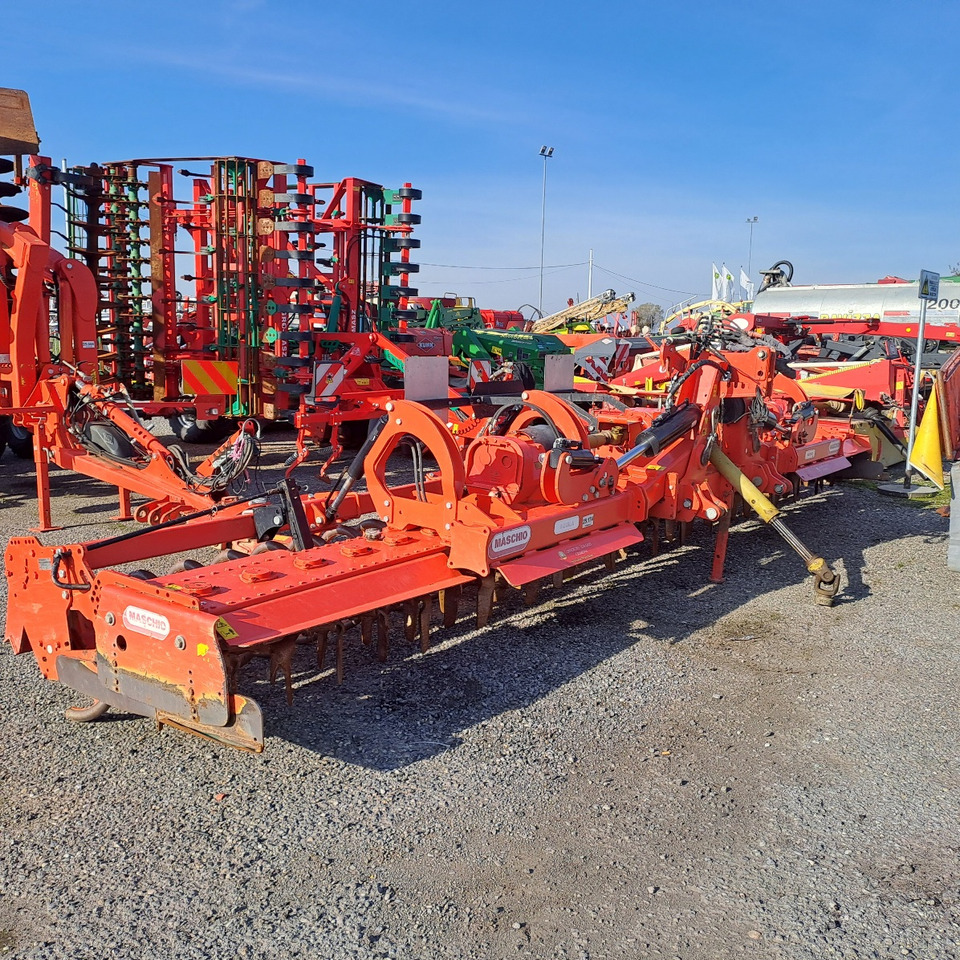 ERPICE ROTANTE PIEGHEVOLE MASCHIO AQUILA RAP 7000 - Тракторска фреза: слика 1 ERPICE ROTANTE PIEGHEVOLE MASCHIO AQUILA RAP 7000 - Тракторска фреза: слика 1