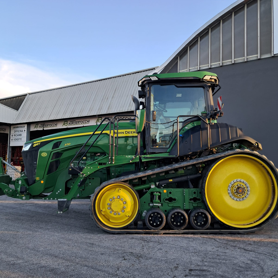 JHON DEERE 8RT 370 - Трактор: слика 3 JHON DEERE 8RT 370 - Трактор: слика 3