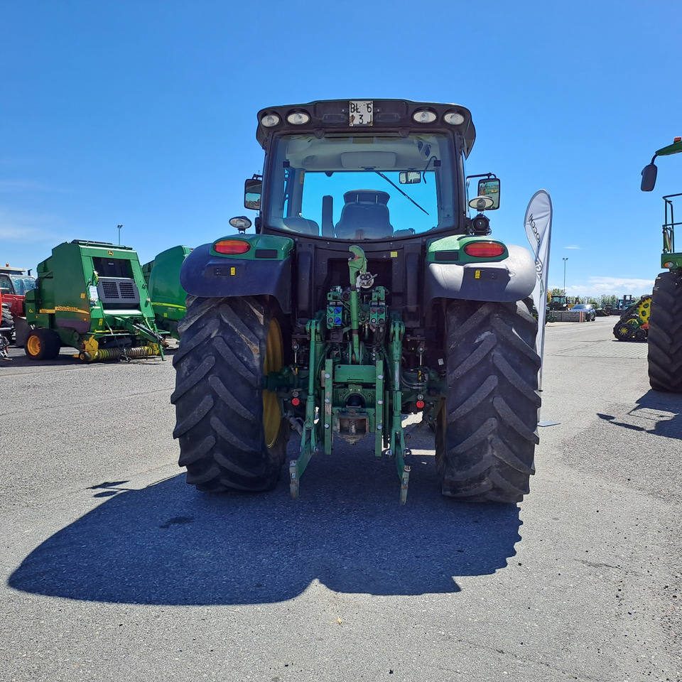 JOHN DEERE 6125R - Трактор: слика 4 JOHN DEERE 6125R - Трактор: слика 4