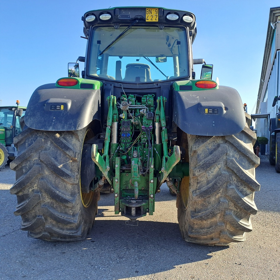 JOHN DEERE 6215R - Трактор: слика 4 JOHN DEERE 6215R - Трактор: слика 4