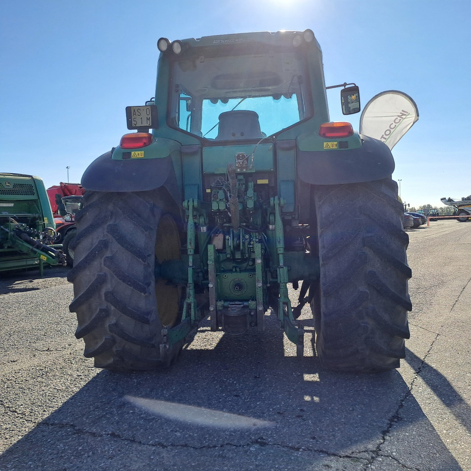 JOHN DEERE 6820 - Трактор: слика 4 JOHN DEERE 6820 - Трактор: слика 4