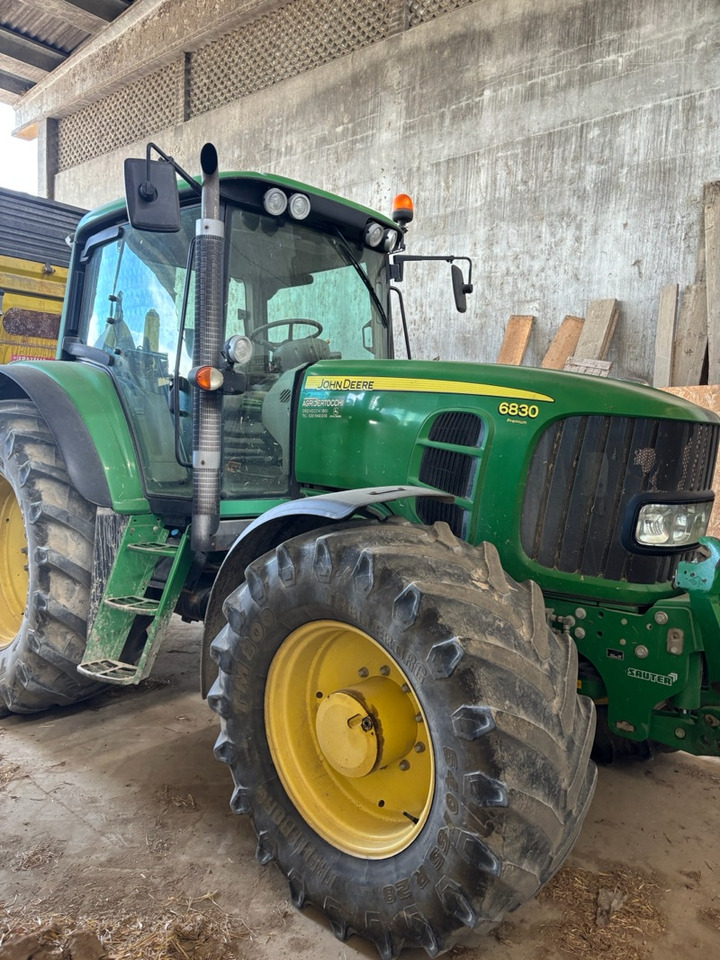 JOHN DEERE 6830 - Трактор: слика 2 JOHN DEERE 6830 - Трактор: слика 2
