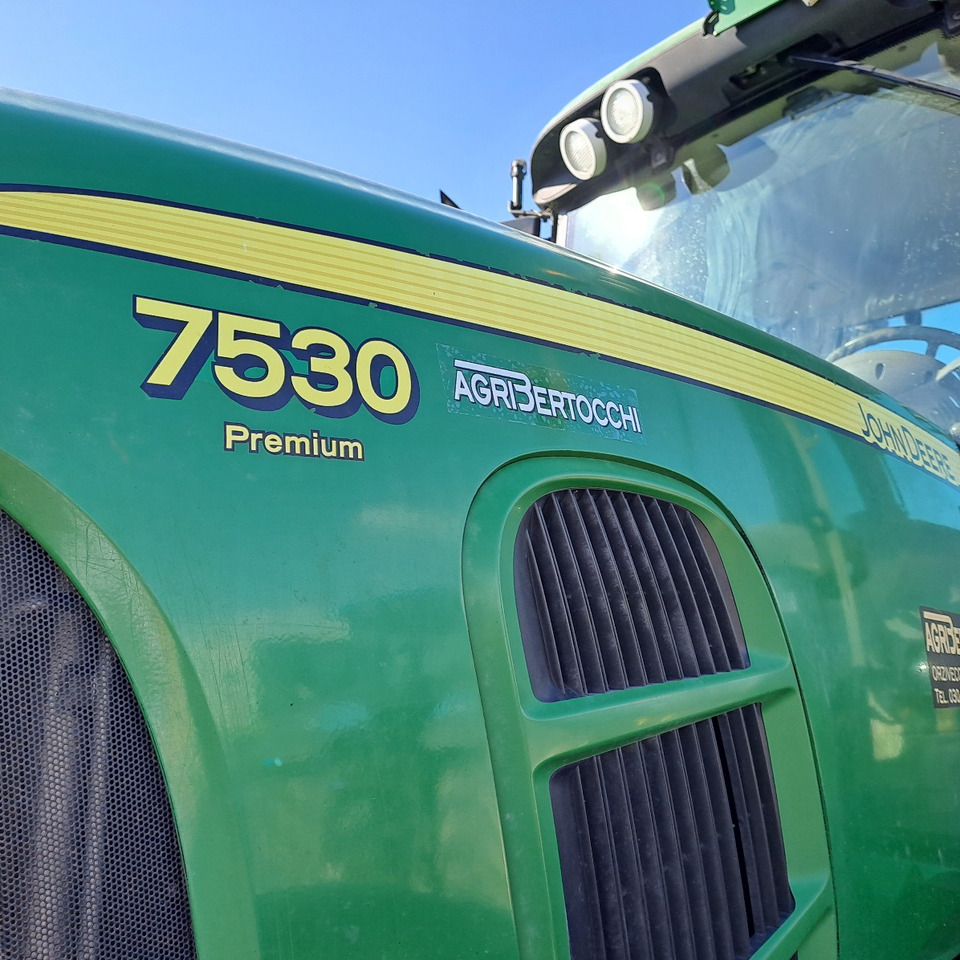 JOHN DEERE 7530 PREMIUM - Трактор: слика 4 JOHN DEERE 7530 PREMIUM - Трактор: слика 4