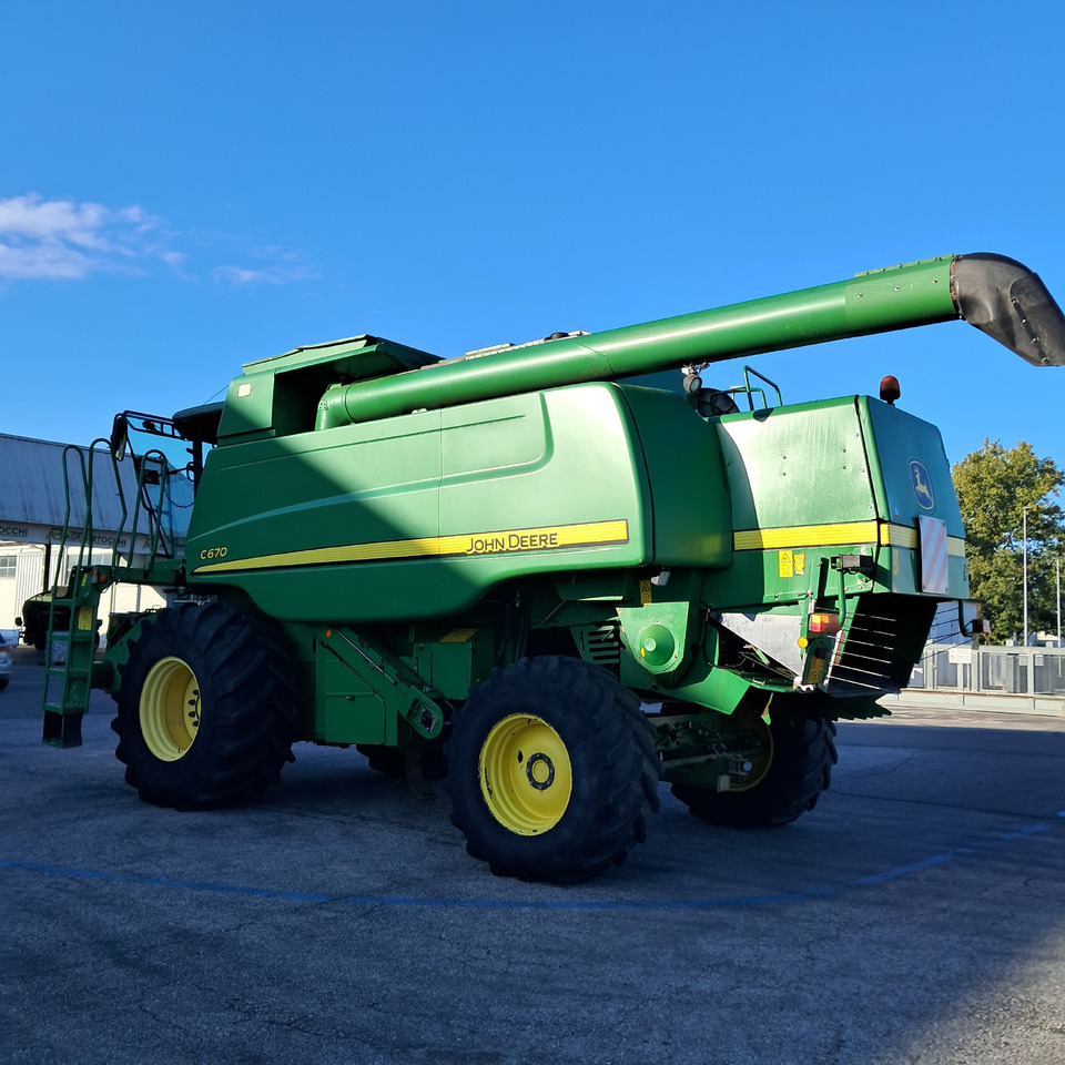JOHN DEERE C670 - Комбајн: слика 2 JOHN DEERE C670 - Комбајн: слика 2