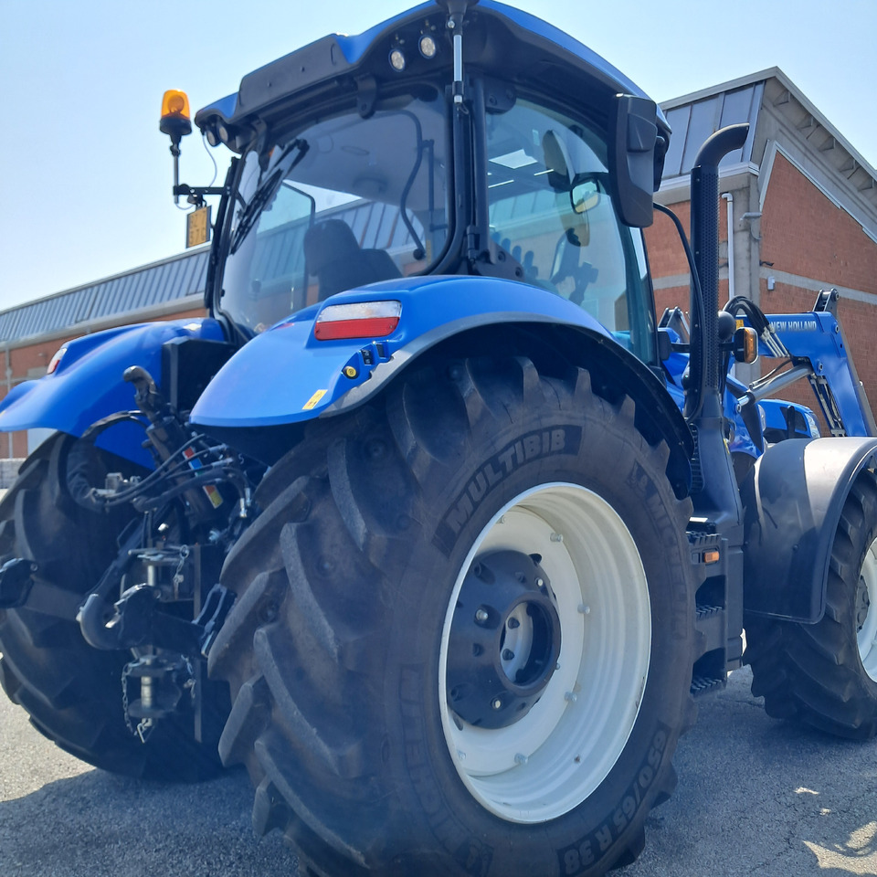 NEW HOLLAND T6 160 - Трактор: слика 5 NEW HOLLAND T6 160 - Трактор: слика 5