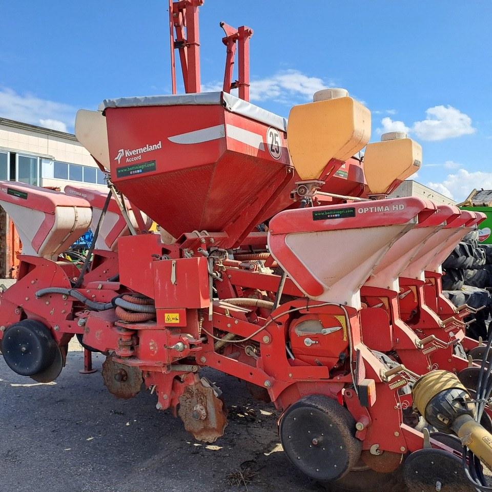 SEMINATRICE KVERNELAND ACCORD OPTIMA HD - Прецизна машина за сеење: слика 1 SEMINATRICE KVERNELAND ACCORD OPTIMA HD - Прецизна машина за сеење: слика 1
