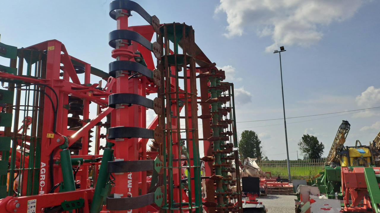 VIBROCOLTIVATORE AGRO-MASZ AUC50 - Ситнач: слика 2 VIBROCOLTIVATORE AGRO-MASZ AUC50 - Ситнач: слика 2