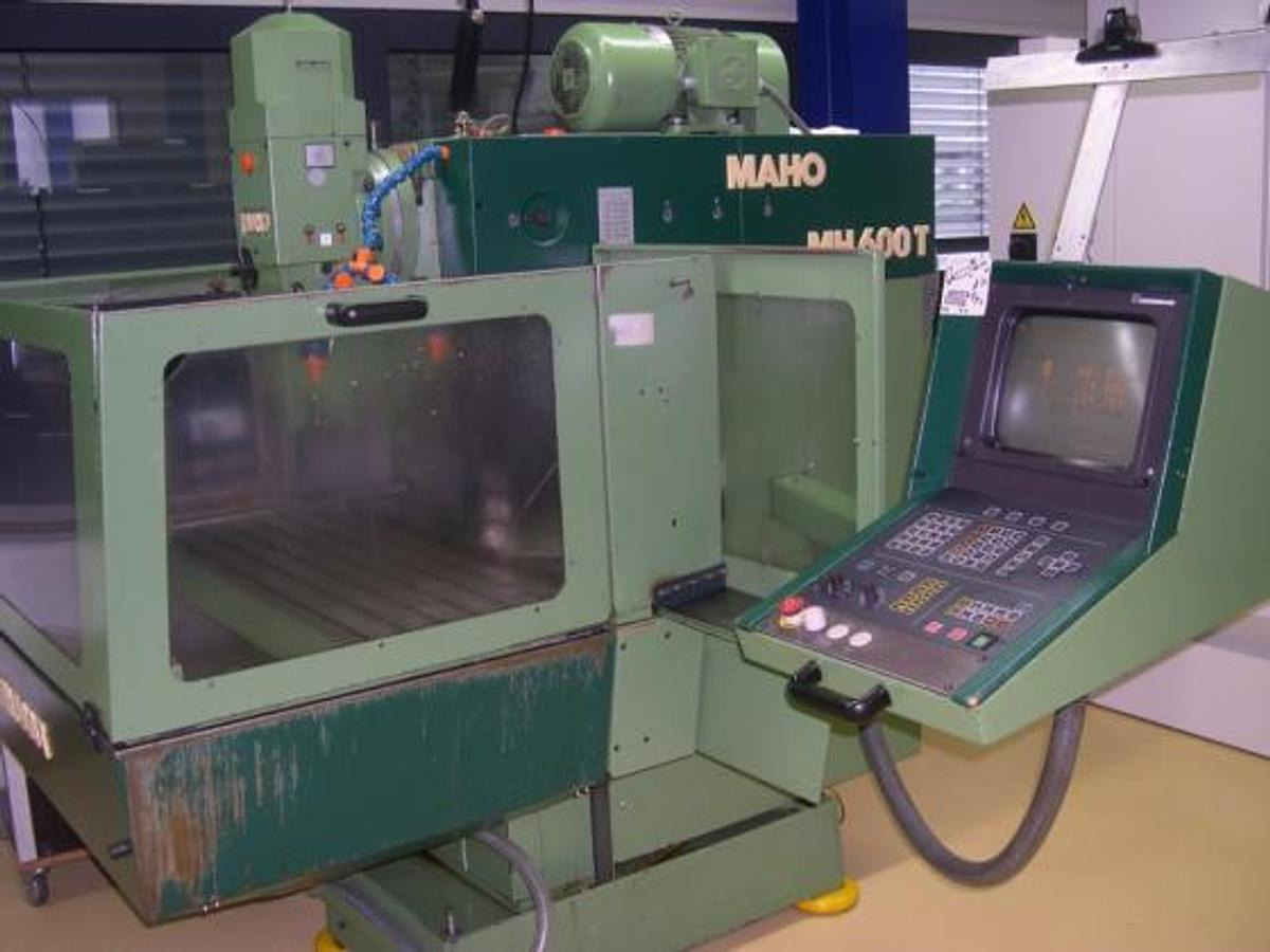 CNC-Fräsmaschine MAHO - Глодалка за метал: слика 1 CNC-Fräsmaschine MAHO - Глодалка за метал: слика 1