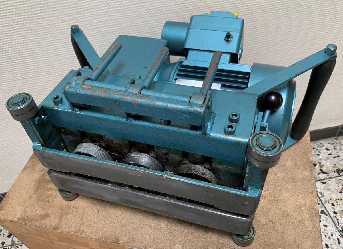 "Leo"-Dachfalzmaschine SÜDMETALL - Машина за обработка на метал: слика 3 "Leo"-Dachfalzmaschine SÜDMETALL - Машина за обработка на метал: слика 3
