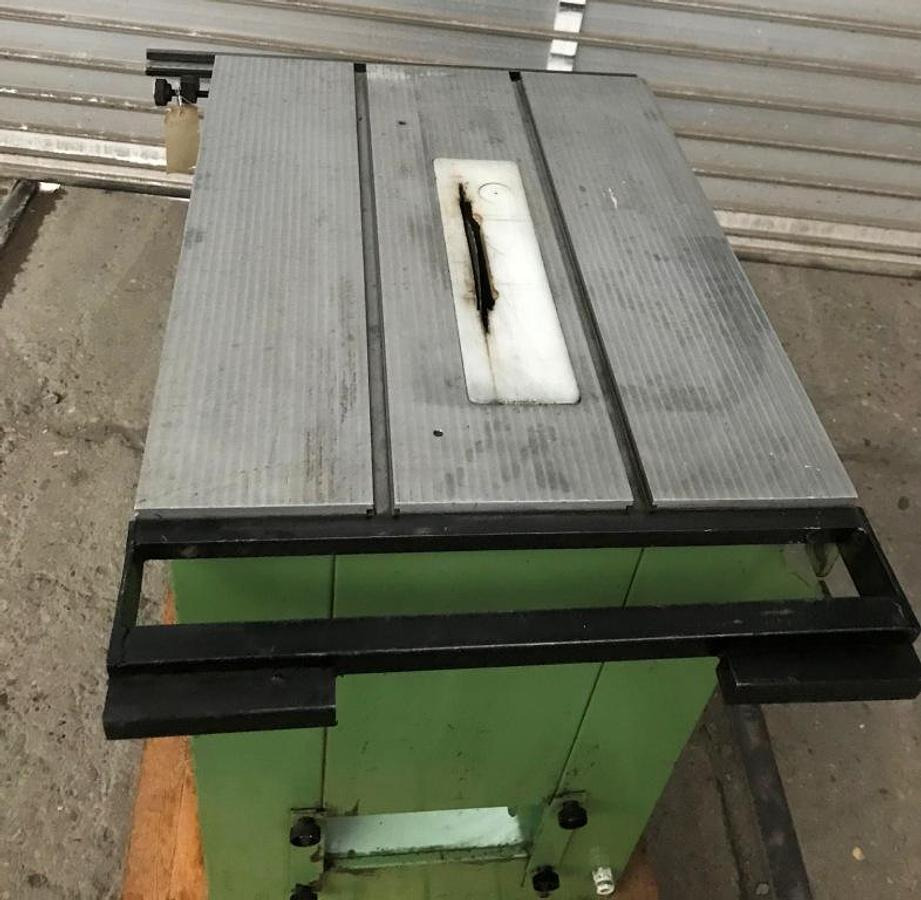 Präzisions-Holzkreissäge ULMIA - Машина за обработка на дрво: слика 4 Präzisions-Holzkreissäge ULMIA - Машина за обработка на дрво: слика 4