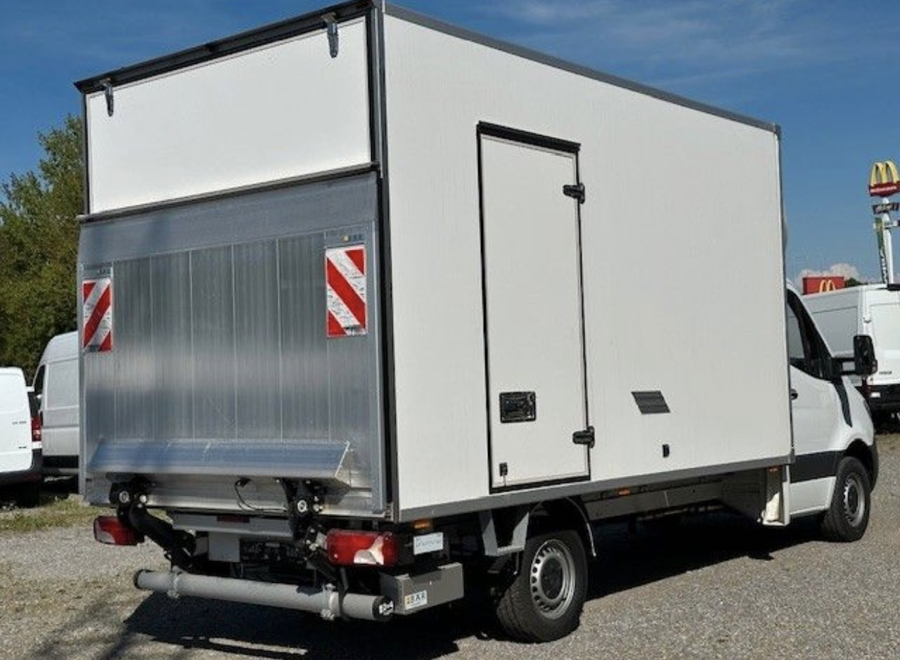 MERCEDES-BENZ Sprinter 317 CDI - Камион сандучар: слика 5 MERCEDES-BENZ Sprinter 317 CDI - Камион сандучар: слика 5