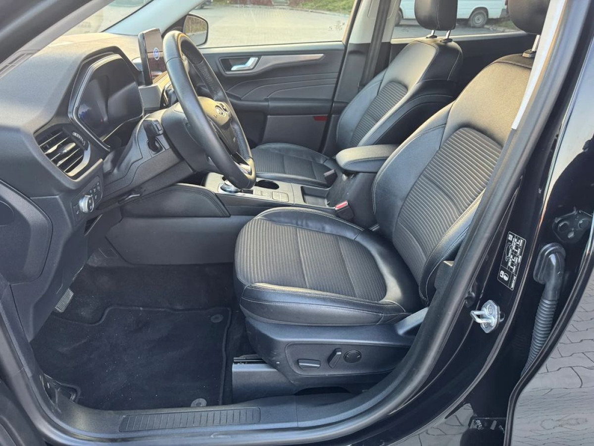 Ford Kuga Ford 2.0 EcoBlue AWD Titanium X Kamery - SUV: слика 5 Ford Kuga Ford 2.0 EcoBlue AWD Titanium X Kamery - SUV: слика 5