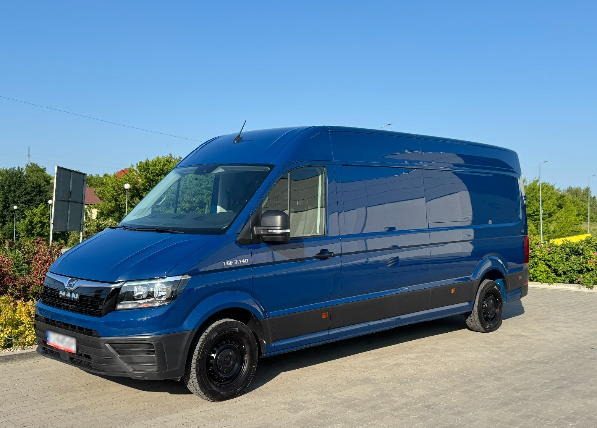 Товарно комбе MAN TGE L4H3 XXL 2.0 TDI 140KM Kamera Masaże SalonPL FV23 JAK NOWY: слика 1