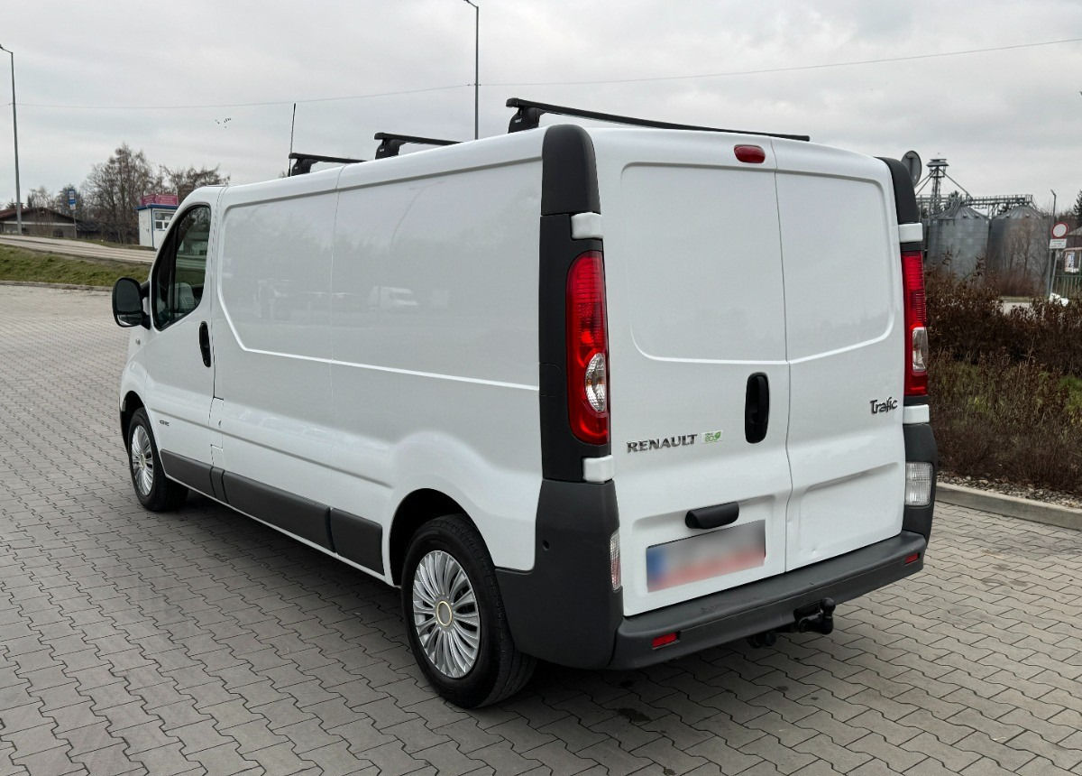 Renault Trafic L2 Long 2.0 DCI 115KM Klimatronic 130 tys km Super stan SERWIS - Товарно комбе: слика 2 Renault Trafic L2 Long 2.0 DCI 115KM Klimatronic 130 tys km Super stan SERWIS - Товарно комбе: слика 2