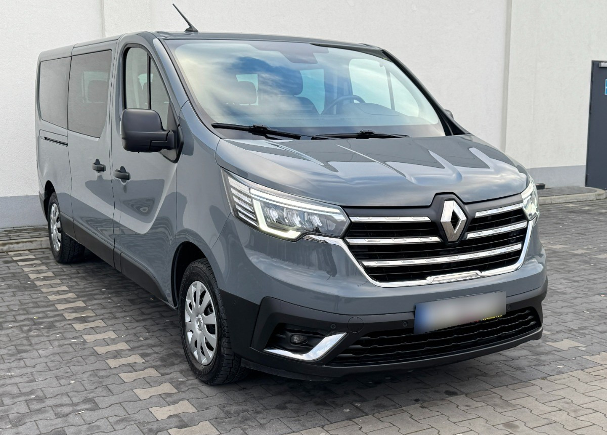 Renault Trafic Long 9 osobowy 2.0 DCI 150 KM Rok 2023 Przewóz osób niepełnosprawnych - Минибус, Патничко комбе: слика 2 Renault Trafic Long 9 osobowy 2.0 DCI 150 KM Rok 2023 Przewóz osób niepełnosprawnych - Минибус, Патничко комбе: слика 2