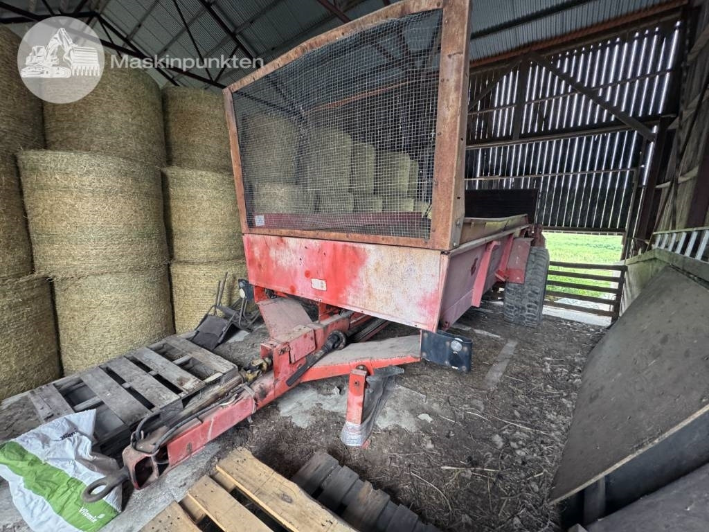 Agrostroj Pelhrimov RUR 55 - Распрскувач на арско ѓубриво: слика 1 Agrostroj Pelhrimov RUR 55 - Распрскувач на арско ѓубриво: слика 1