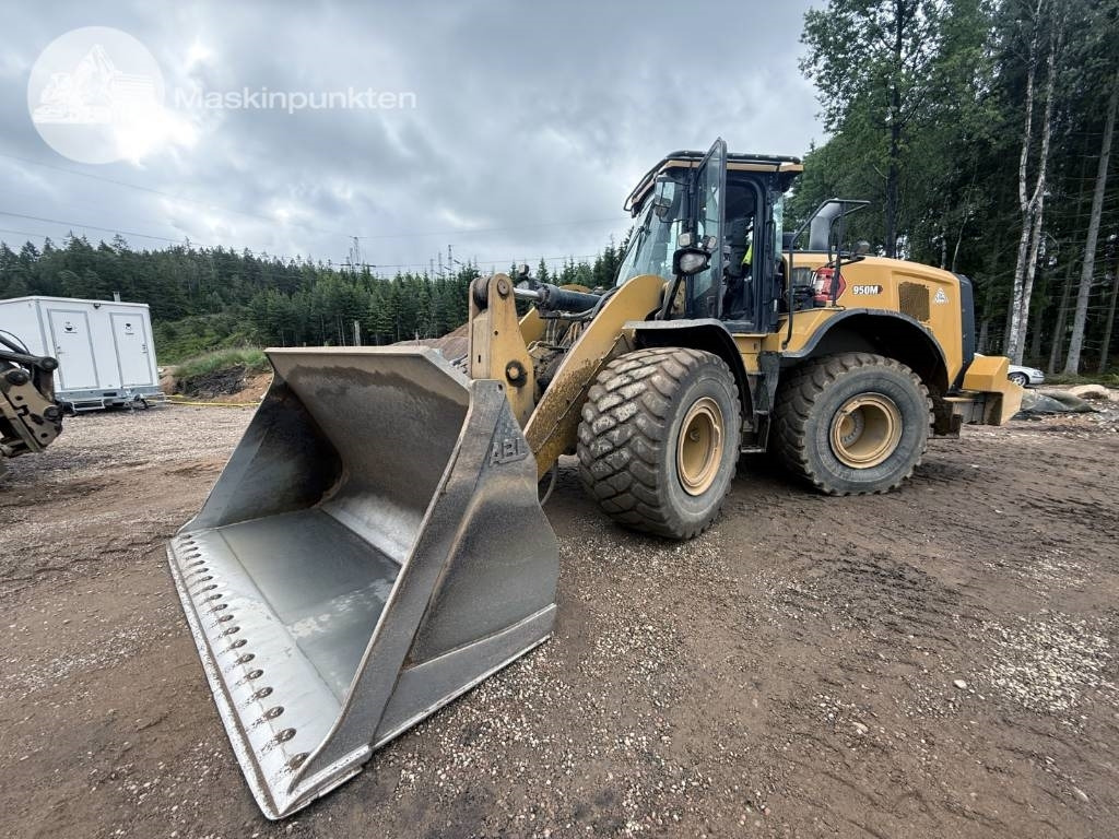CAT 950 M - Натоварувач на тркала: слика 1 CAT 950 M - Натоварувач на тркала: слика 1