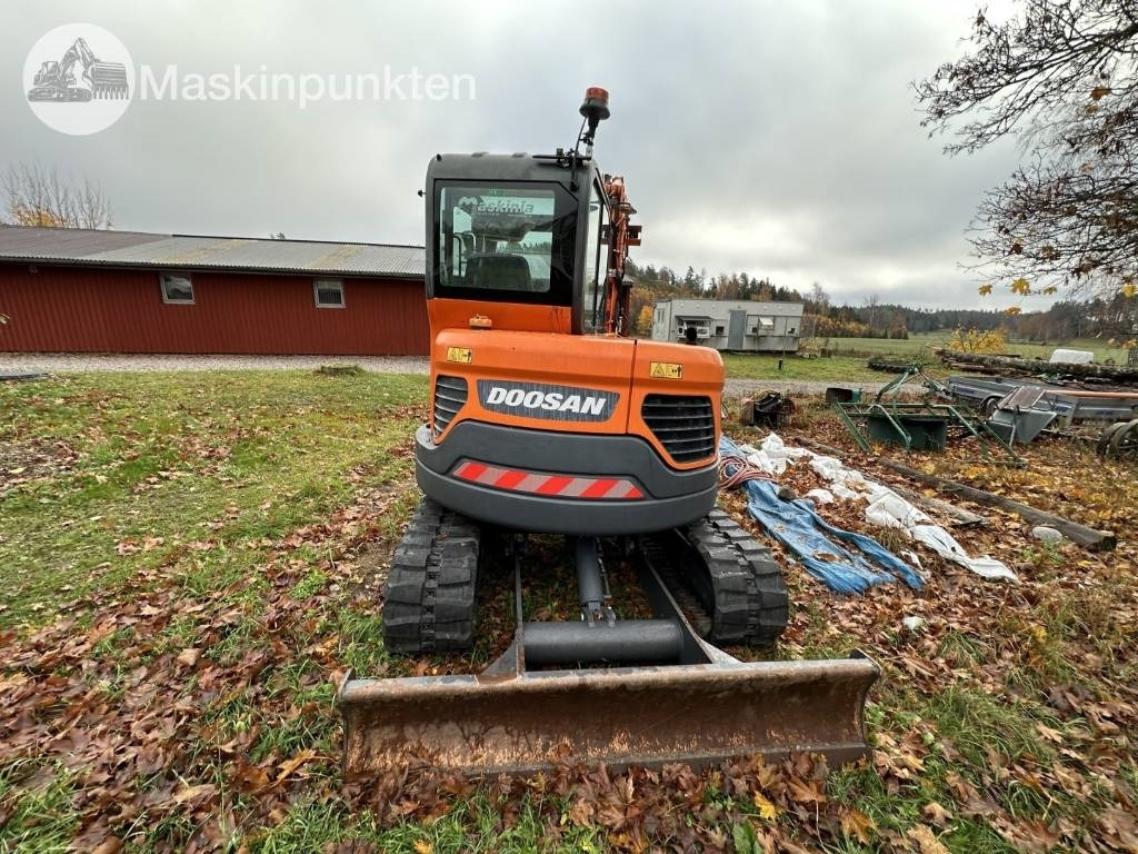 Doosan DX 62 R - Мини багер: слика 5 Doosan DX 62 R - Мини багер: слика 5