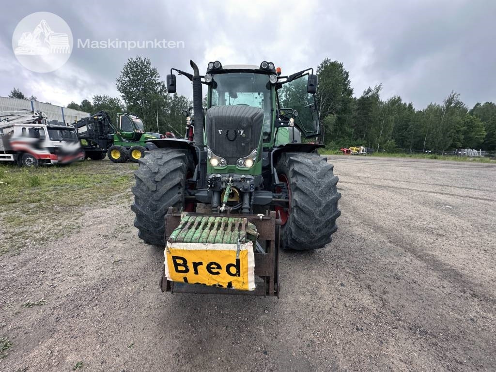 Fendt 824 Vario - Трактор: слика 3 Fendt 824 Vario - Трактор: слика 3